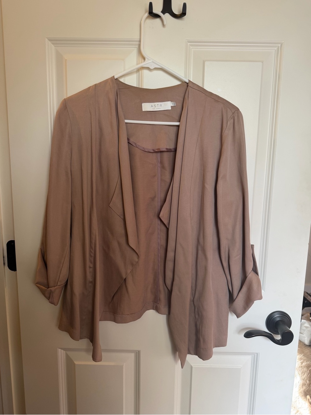 ASTR Draped Open-Front Blazer/Cardigan in Soft Taupe